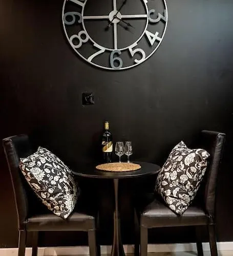 * Jacuzzi * דירה Aubie-et-Espessas