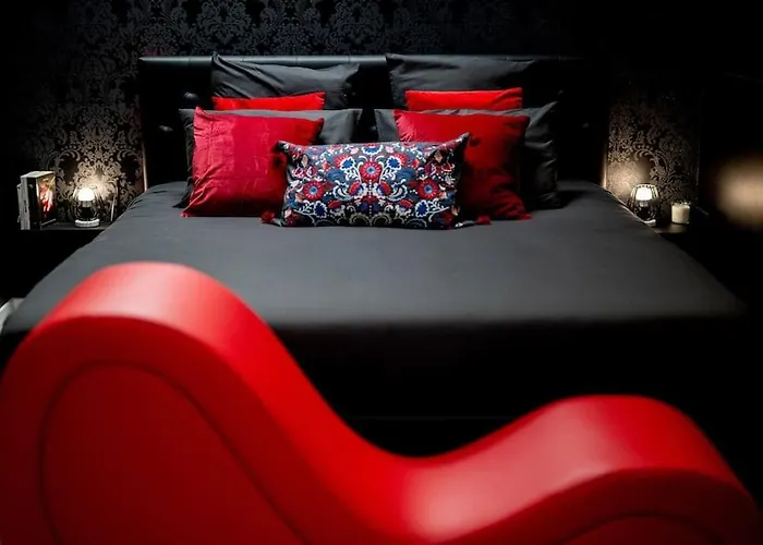 * Jacuzzi * דירה Aubie-et-Espessas